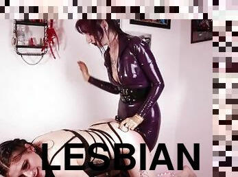 amatør, lesbisk, legetøj, bdsm, fransk, fetish, goth, dominans, smæk, tatovering