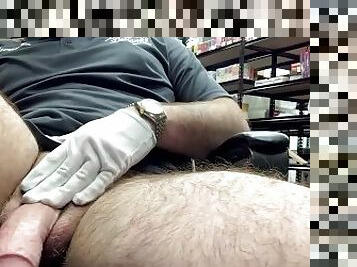 White gloves + Manwand + Break at work = Shaking orgasm with a huge load