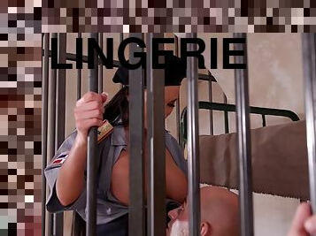 Prison Guard?’s Fantasies: Fucking Through The Bars - PornWorld