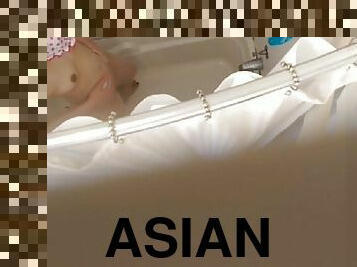 asiatiche, bagno, magre, videocamera, scene-rubate, voyeur, doccia, telecamere-nascoste