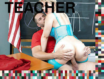 Blonde teacher Casca Akashova gets eaten out and shagged in the classroom