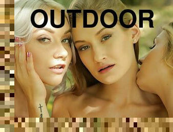 Marilyn Sugar, Mona Blue, and Tiffany Tatum make love outdoors