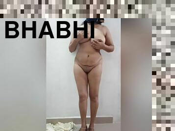Today Exclusive-sexy Figure Bhabhi Record Her Nude Video