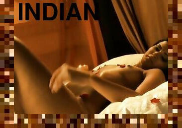 Indian Babe Lets You See Her Inner Beauty