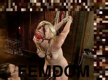 strapon, anal, lesbisk, hardcore, bdsm, slave, fingret, føtter, fetisj, ydmykelse