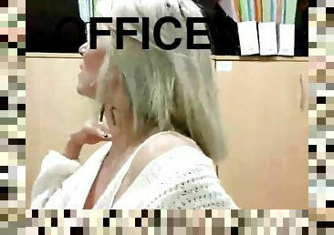 Naughty secretary floods the office floor with urine