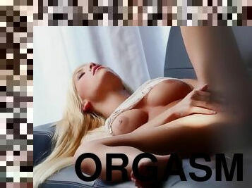 tettone, orgasmi, fichette, ragazze-giovani, bionde, biancheria-intima, solitari