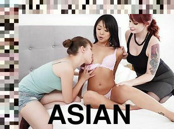 Violet Monroe, Saya Song and Luna Rival licking passionately in bed