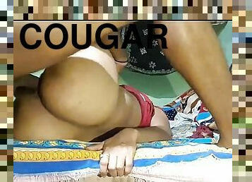Voluptuous cougar horny porn clip
