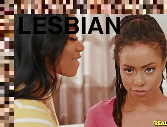 berkulit-hitam, lesbian-lesbian, remaja