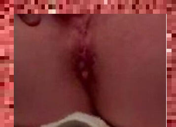 clito, masturbation, orgasme, chatte-pussy, giclée, doigtage, ejaculation, solo, humide, fessée