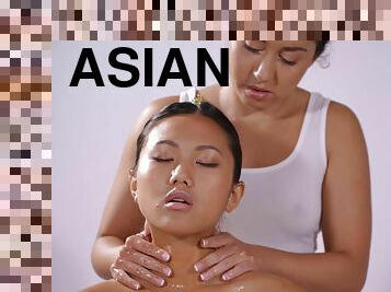 asiatiche, fichette, lesbiche, latini, massaggi, piedi, tailandesi, feticci, bagnate