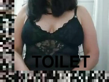 Mommy pissing in the toilet, fetish for stepson