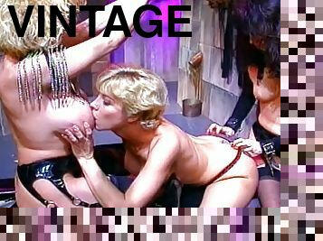 Vintage lesbian BDSM session that is sure to make you cum