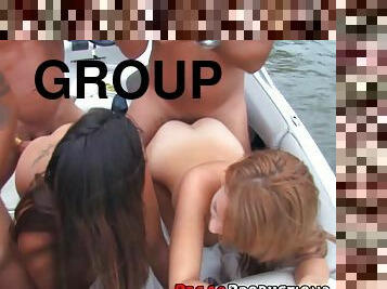 allaperto, pubblici, hardcore, sesso-di-gruppo, sorpendenti, yacht, tatuaggi