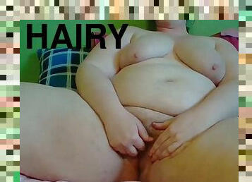Hairy BBW playing with herself