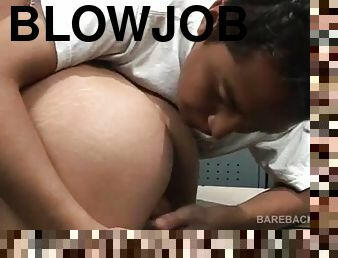 blowjob-seks-dengan-mengisap-penis, cumshot-keluarnya-sperma, gambarvideo-porno-secara-eksplisit-dan-intens, homo, seks-grup, bertiga, teransang, bokong