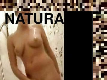 mandi, payudara-besar, amatir, pakaian-dalam-wanita, normal, mandi-shower, seorang-diri