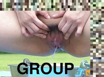 gros-nichons, poilue, pisser, public, chatte-pussy, fellation, japonais, fellation-profonde, sexe-de-groupe, seins