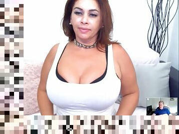 Busty babe webcam with 38F cups