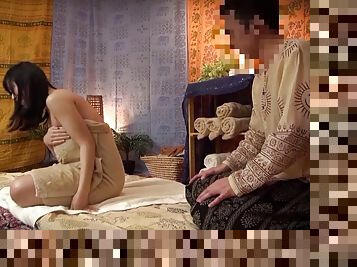 Voluptuous JAV star Shiori Tsukada Thai massage towel fail