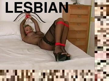 lesbian-lesbian, bdsm-seks-kasar-dan-agresif, menyumbat, bondage-seks-dengan-mengikat-tubuh