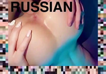 Russian Girl gets a hard fuck on first Date!