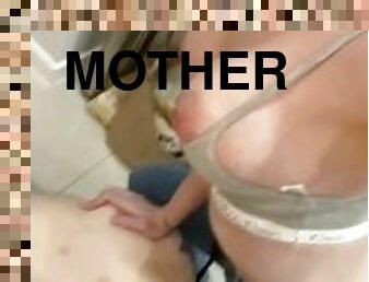 ibu-dan-anak-laki-laki, diikatkan-pada-tubuh, anal, ibu, bdsm-seks-kasar-dan-agresif, mata-mata, budak, pelacur-slut, dapur, nakal