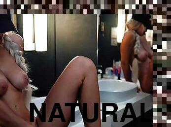 bagno, tettone, masturbarsi, fichette, amatoriali, ragazze-giovani, videocamera, scene-rubate, voyeur, bionde