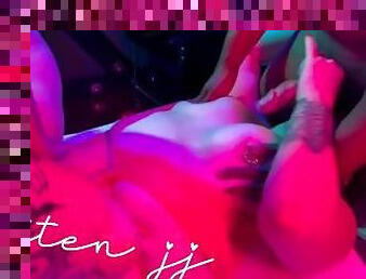 orgasmi, orgie, feste, fichette, amatoriali, pompini, gangbang, sadismo-e-masochismo, trio, tatuaggi