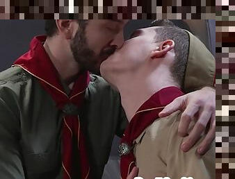 Elder scout fucks a bottom twink bareback in the shop