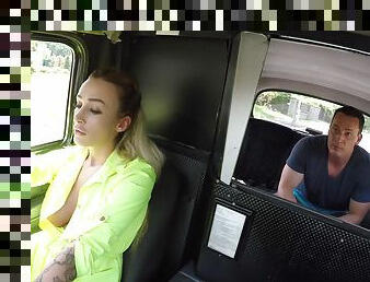 Female taxi driver craves for this client's huge dick