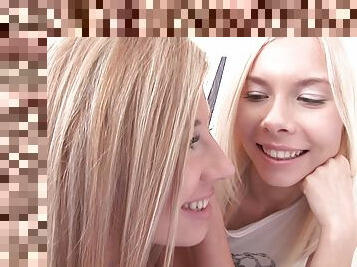 Young blondes are sharing their new toys on cam