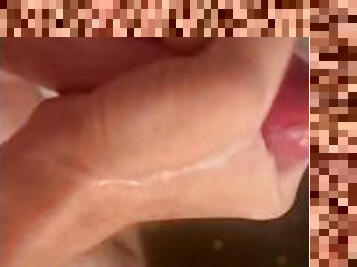 mastubasi, tua, amatir, cumshot-keluarnya-sperma, penis-besar, handjob-seks-dengan-tangan-wanita-pada-penis-laki-laki, sudut-pandang, muda-diatas-18, sperma, lebih-tua