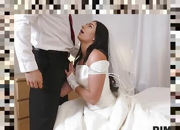 RIM4K. The wedding day gets started with passionate ass-licking