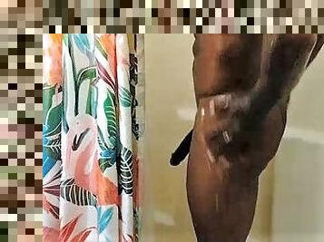 mandi, berkulit-hitam, penis-besar, hitam, mandi-shower, seorang-diri, buah-zakar, berotot, ruang-olahraga, penis