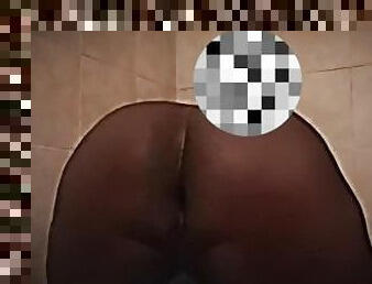 BBW Twerks