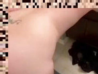 banyo-yapma, büyük-göğüsler, köpekçik, kıllı, amcık-pussy, orta-yaşlı-seksi-kadın, anneciğim, mastürbasyon, iri-göğüslü, bakış-açısı