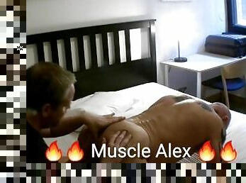 ???????? Muscle Alex gets what he needs ????????????