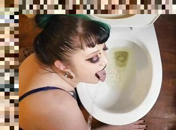 Pretty in piss, goth piss whore compilation