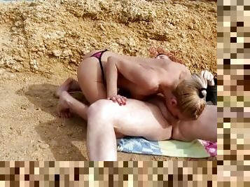 TERRY FUCKING ON THE BEACH_Scene 03 This wild blonde gets her ass gaped wide open