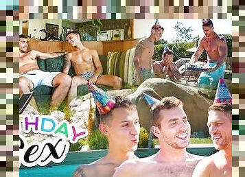 Gorgeous Birthday Hunk Flip Fucks Hot Daddy - Roman Todd, Carter Woods - ASGmax