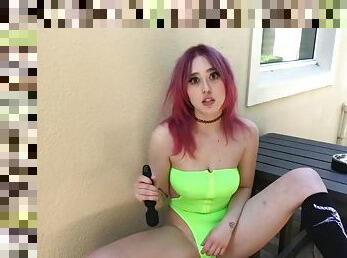 Big tits goth girlfriend vibrates, smokes and creams her soul