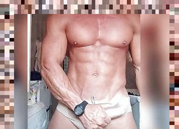 SLOW MOTION ITALIANBULGE TOUCHED BIG BULGE SPEEDO SUMMER MUSCLE BODY HUGE ITALIAN DICK